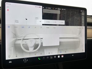Tesla Model Y bild 15