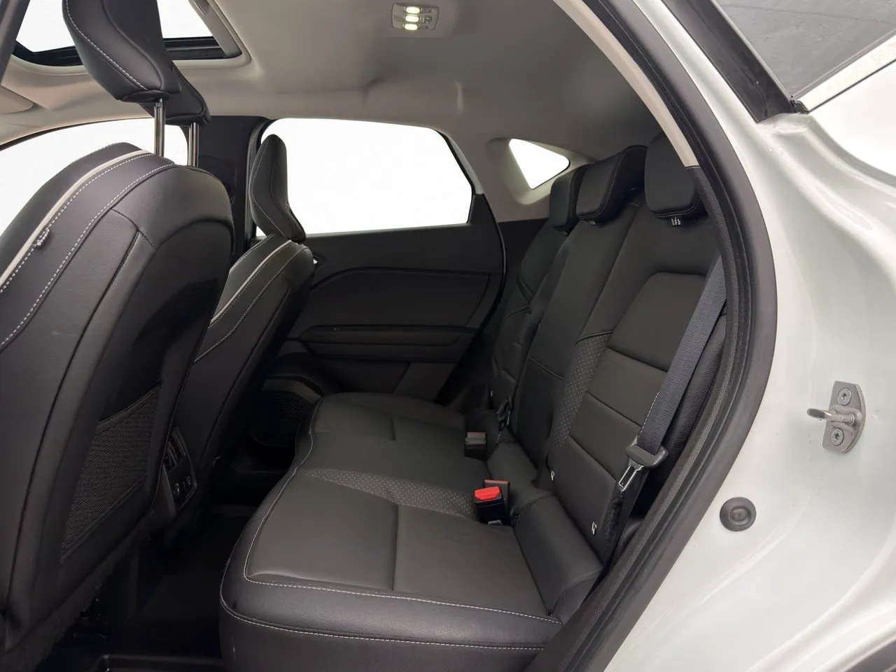 Vehicle image 29