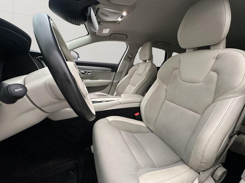 Volvo V90 bild 24