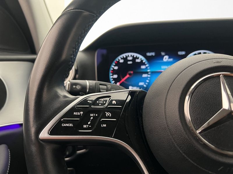 Mercedes E300 bild 16