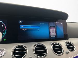 Mercedes E300 bild 25