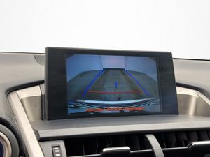 Lexus NX bild 21
