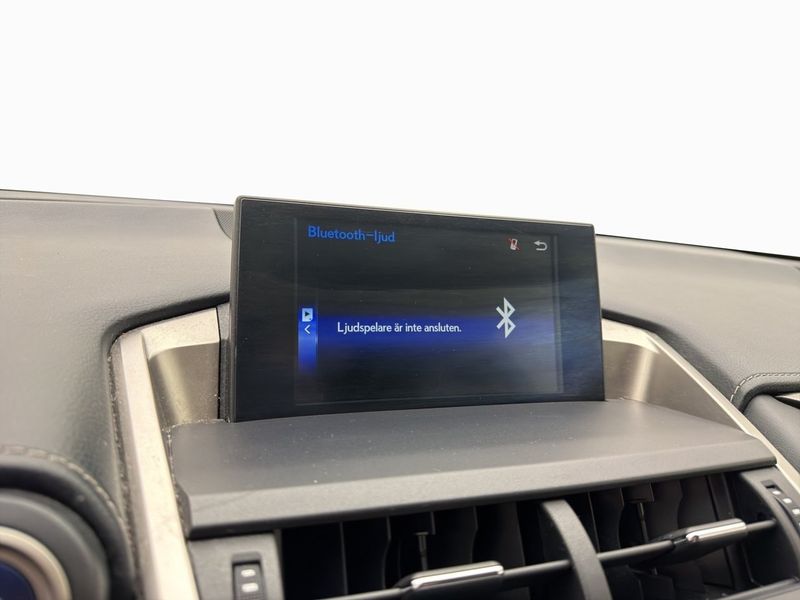 Lexus NX bild 23
