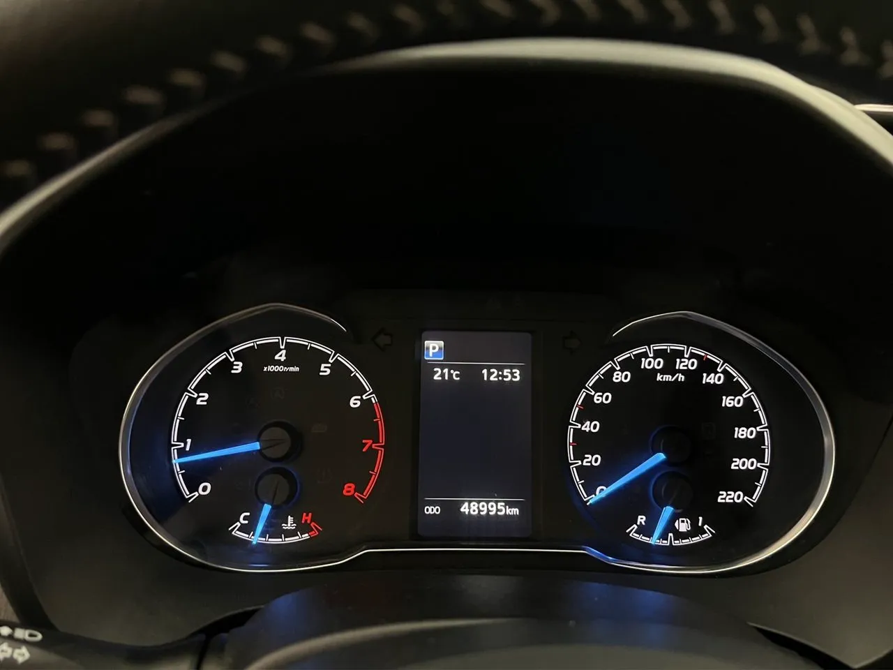Vehicle image 13