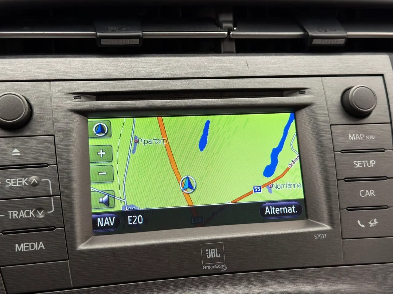 Vehicle image 21