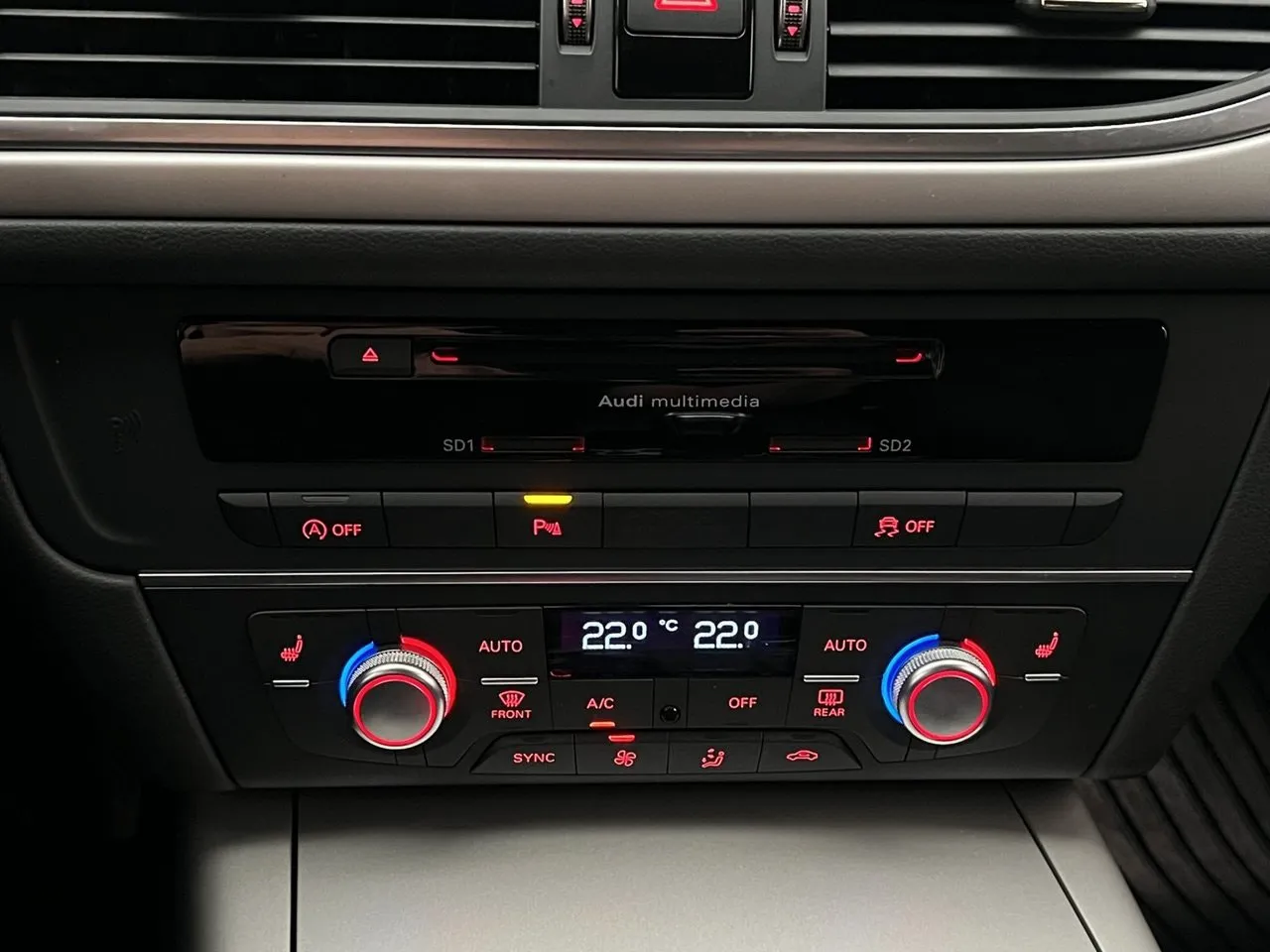 Vehicle image 22