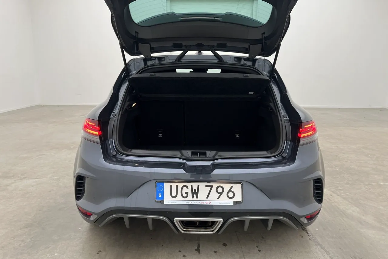 Vehicle image 34
