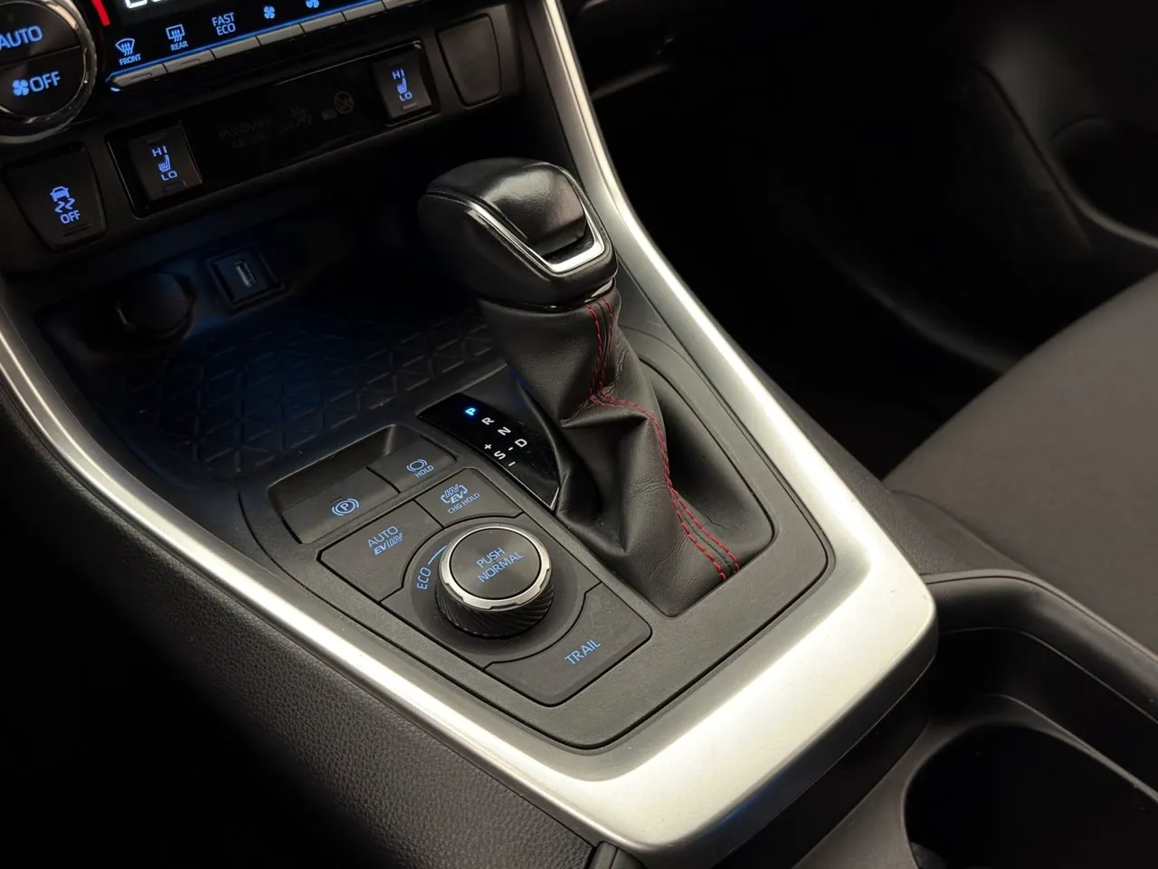 Vehicle image 21