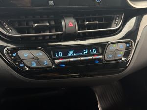 Toyota C-HR bild 26