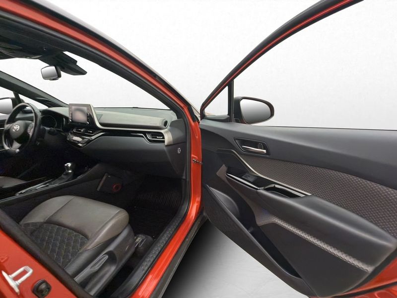 Toyota C-HR bild 29