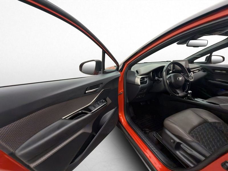 Toyota C-HR bild 11