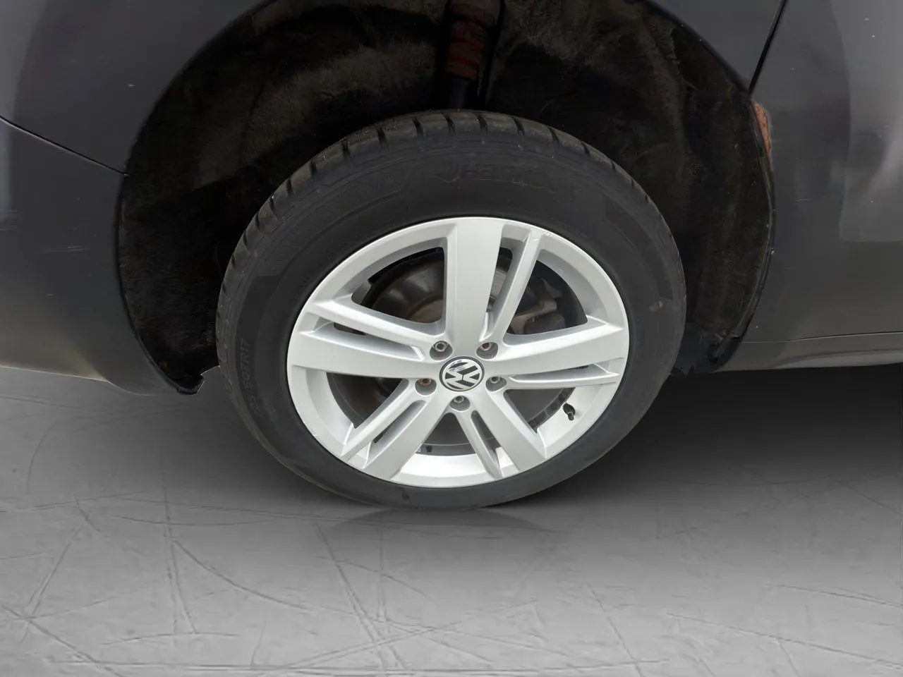 Vehicle image 31
