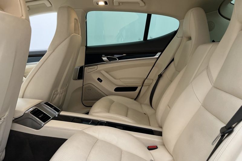 Porsche Panamera bild 34