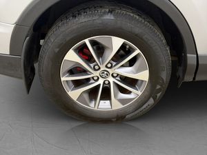 Toyota RAV4 bild 25