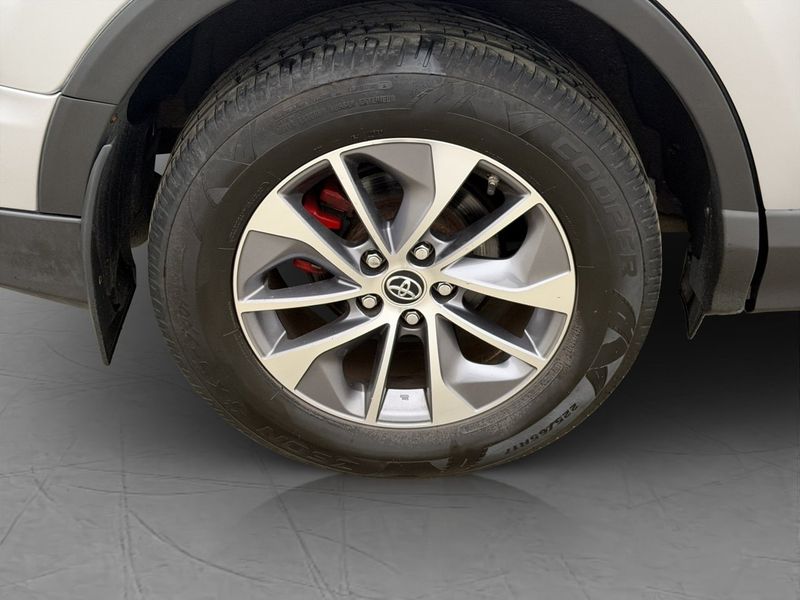 Toyota RAV4 bild 25