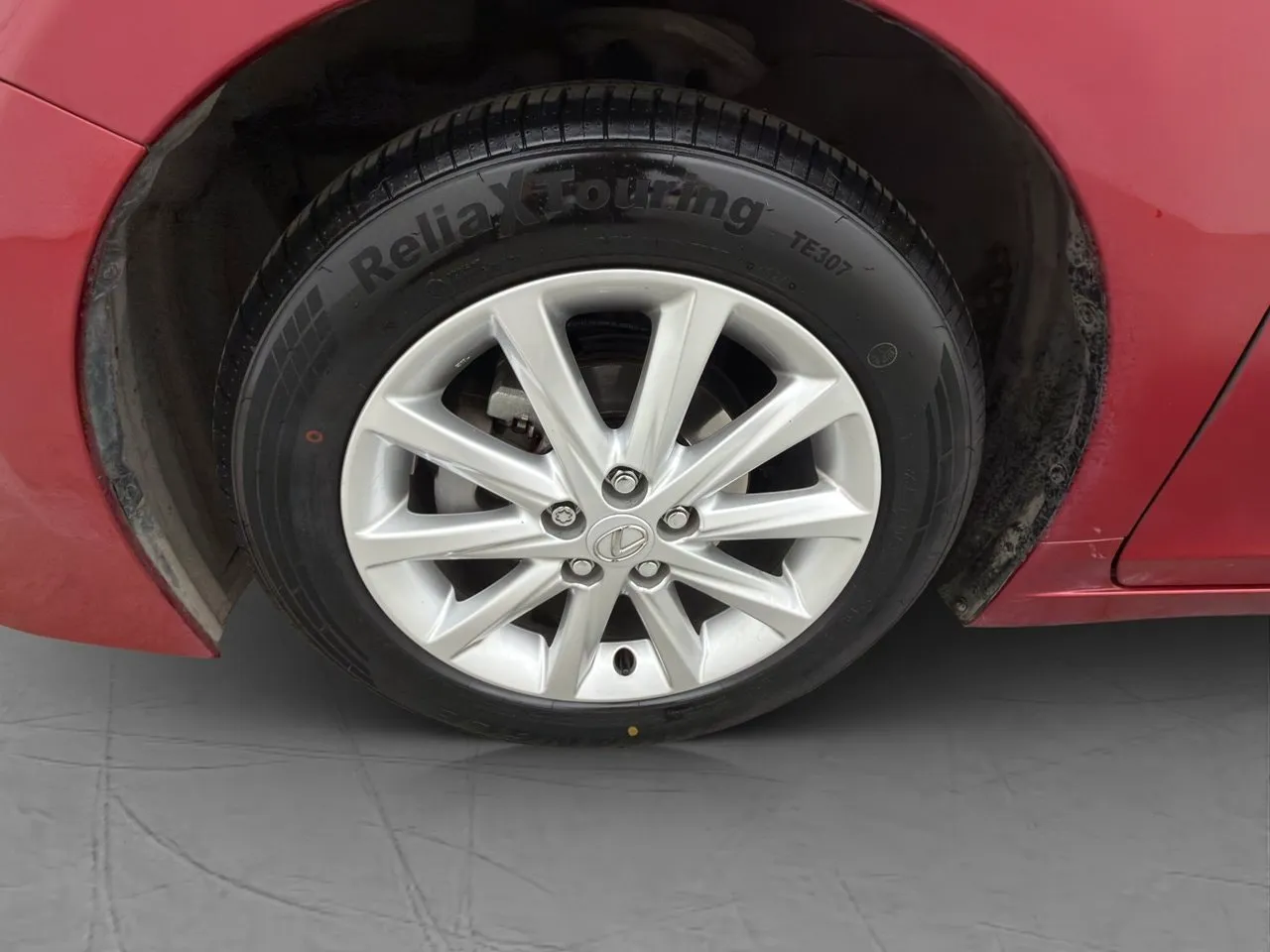 Vehicle image 30