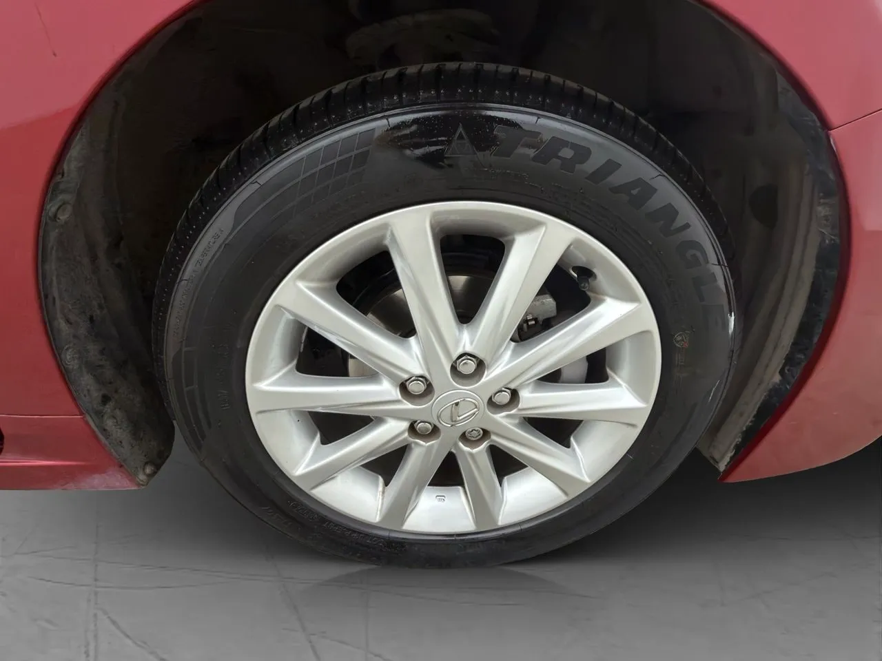 Vehicle image 33