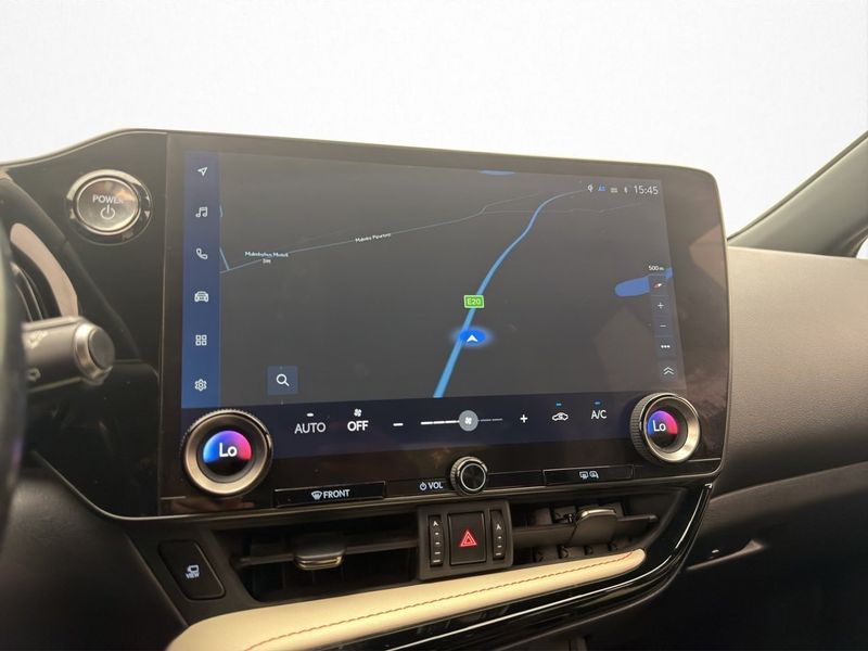 Lexus NX bild 22