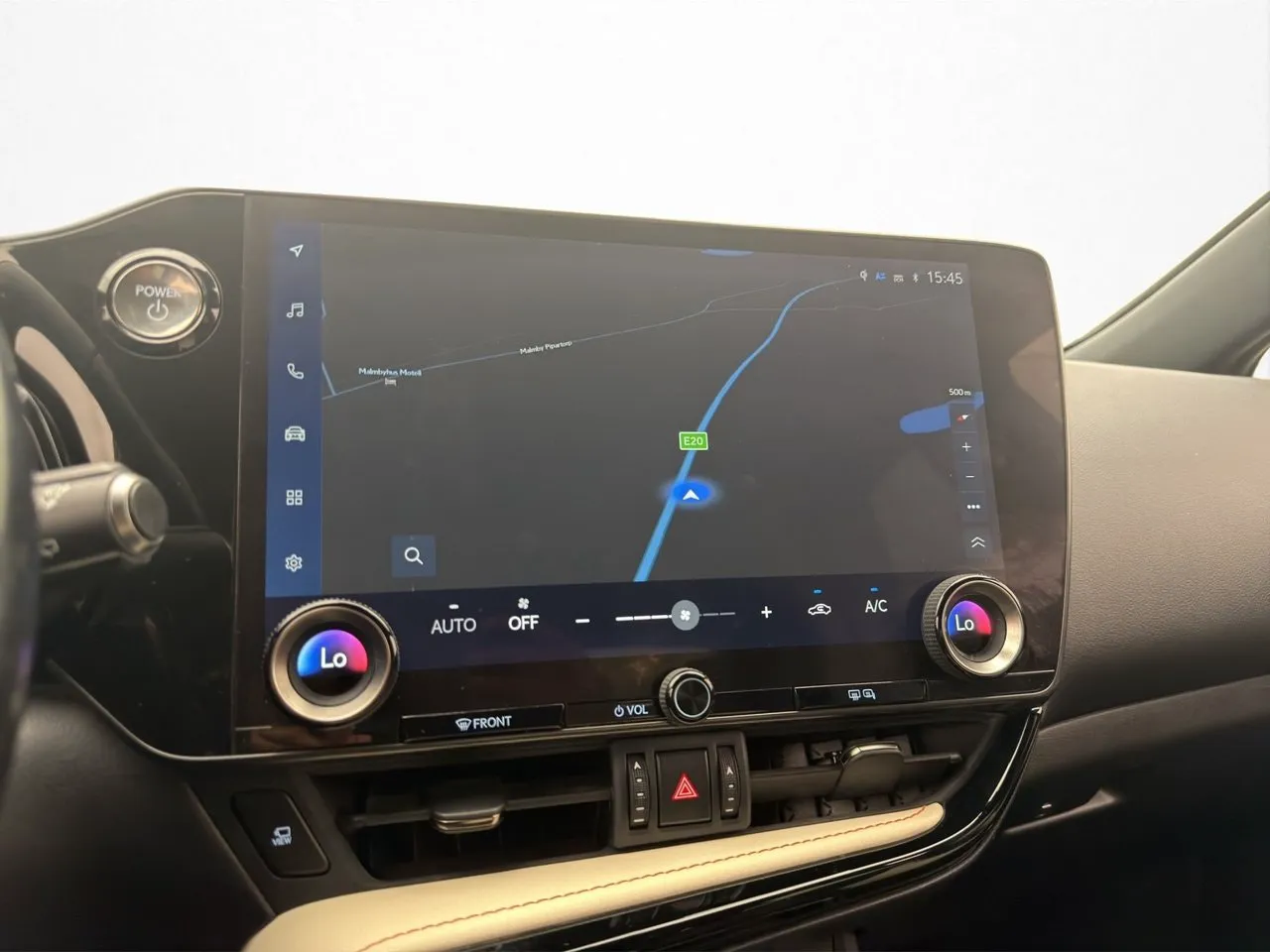 Vehicle image 21