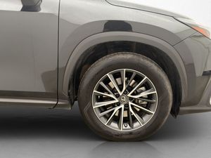 Lexus NX bild 36