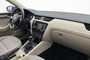 Skoda Octavia bild 24