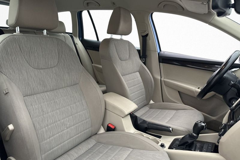 Skoda Octavia bild 8