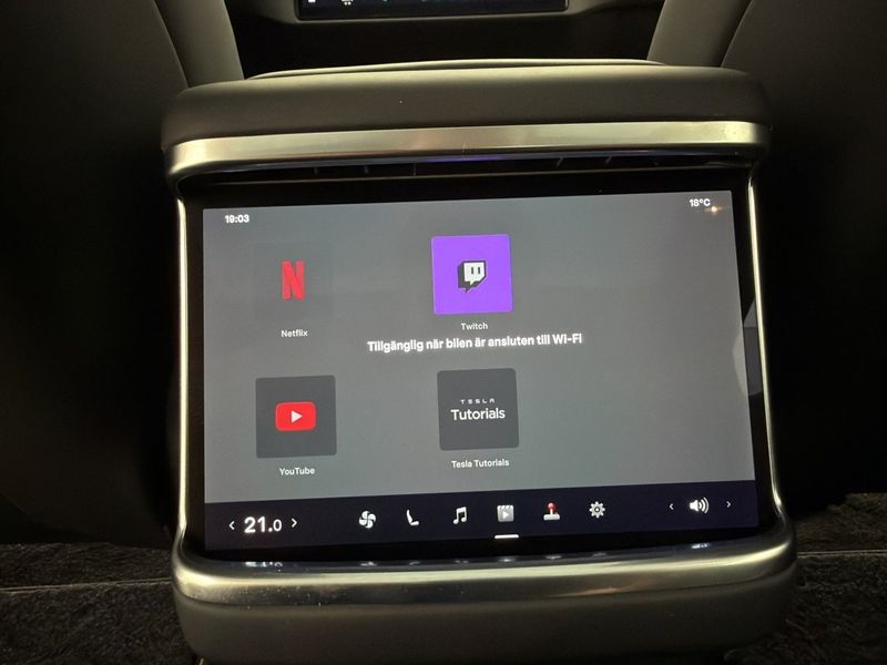 Tesla Model S bild 23