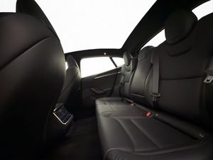 Tesla Model S bild 27