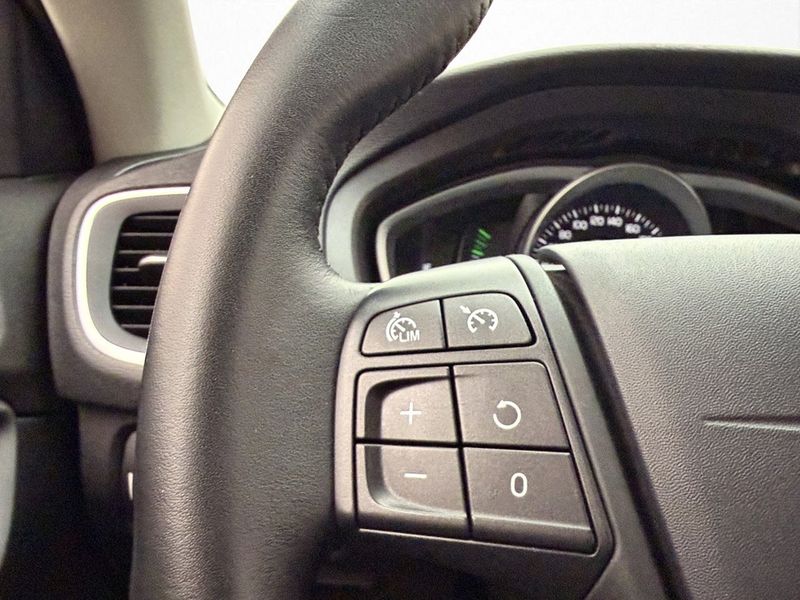 Volvo V40 bild 15