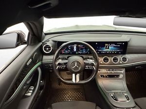 Mercedes E300 bild 14