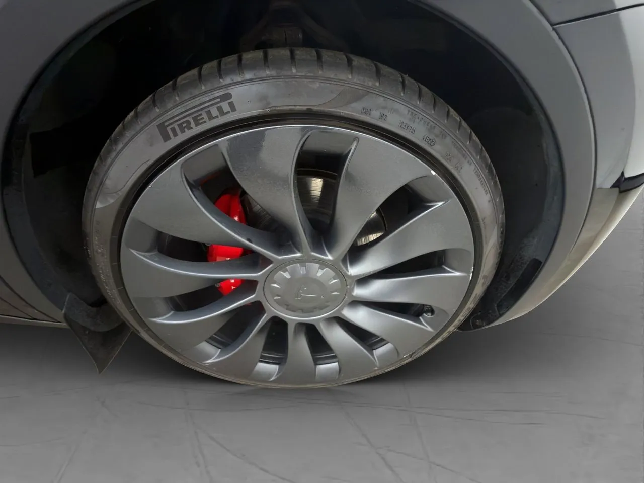 Vehicle image 33