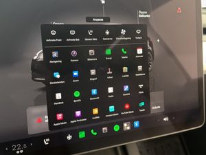 Tesla Model Y bild 22