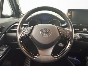Toyota C-HR bild 13