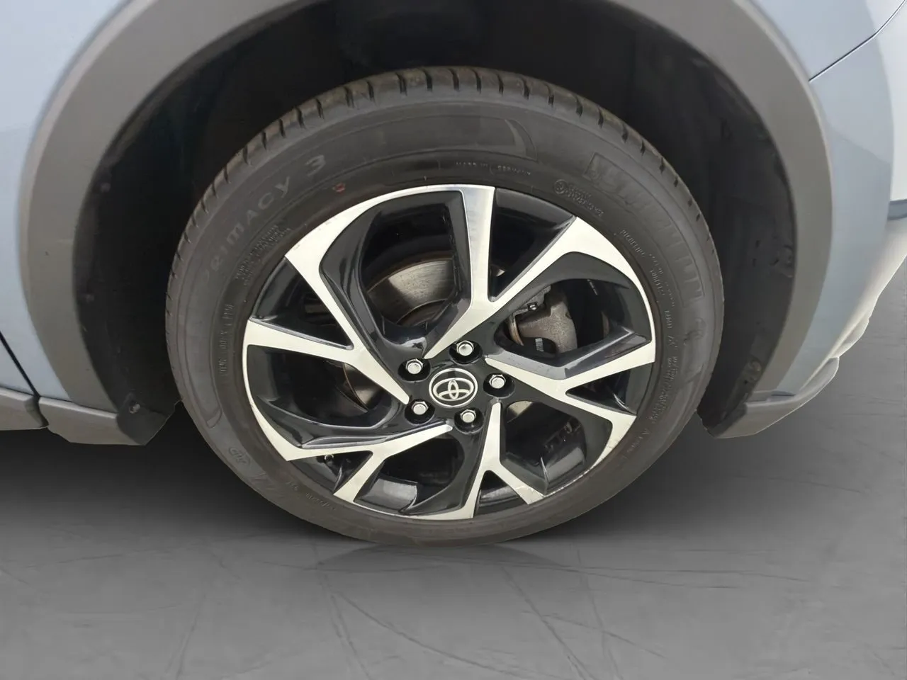 Vehicle image 31