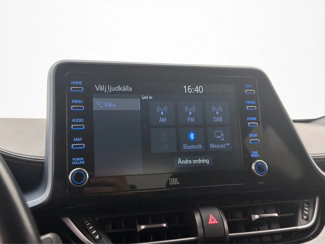 Vehicle image 24