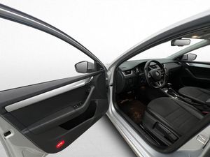 Skoda Octavia bild 11