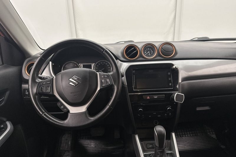 Suzuki Vitara bild 10