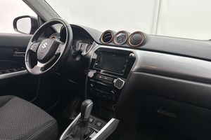 Suzuki Vitara bild 21