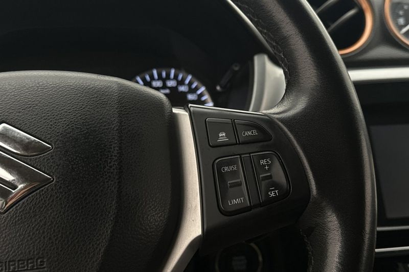 Suzuki Vitara bild 14