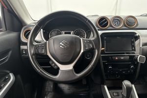 Suzuki Vitara bild 11