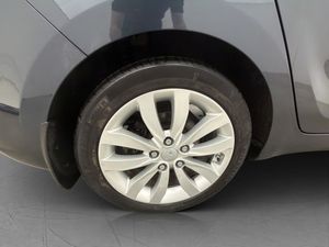 Kia Carens bild 31