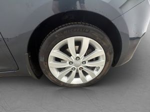Kia Carens bild 32