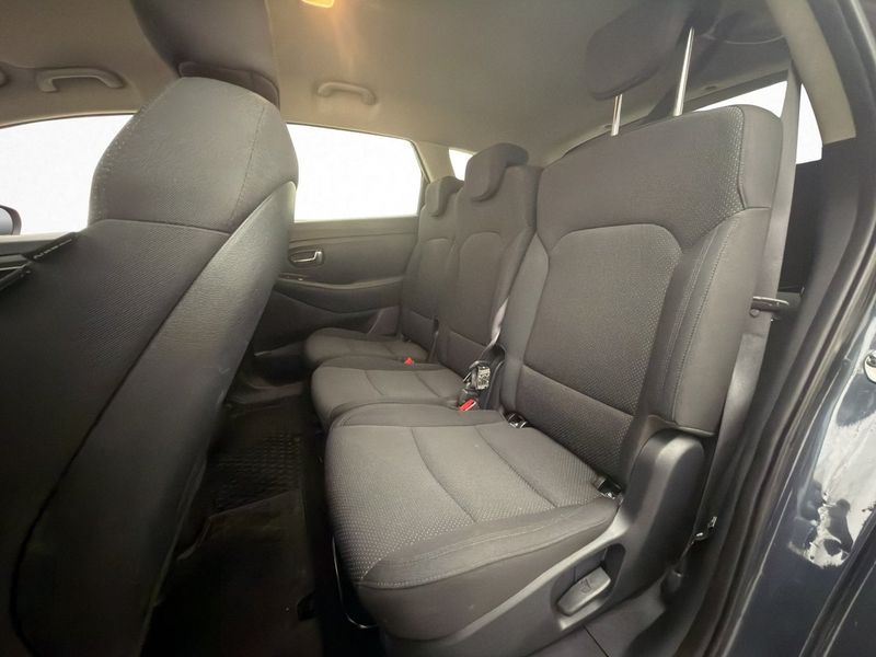 Kia Carens bild 26