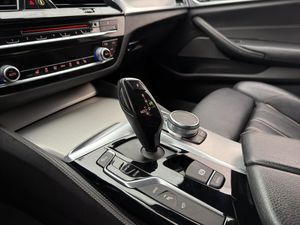 BMW 530 bild 25