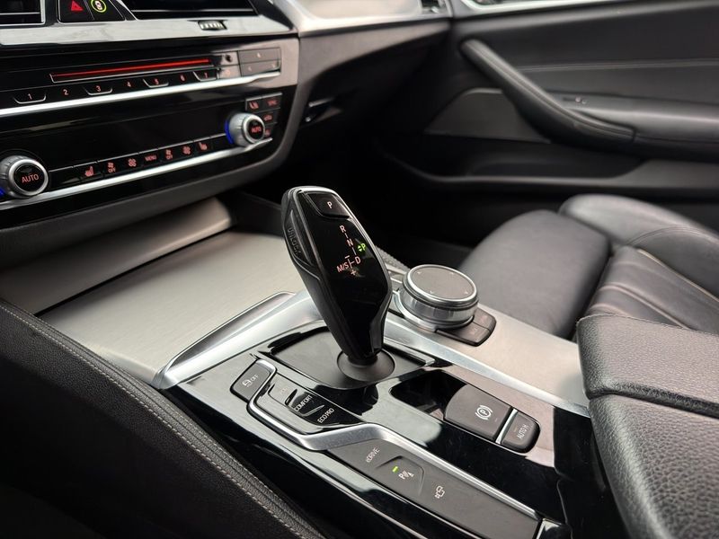 BMW 530 bild 25
