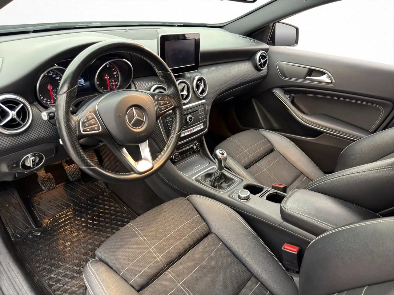 Vehicle image 20