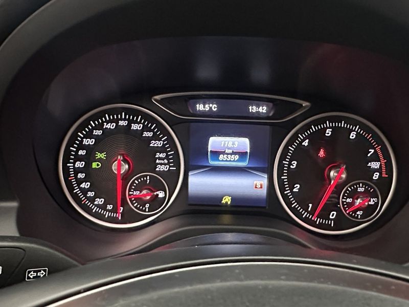 Mercedes A180 bild 16