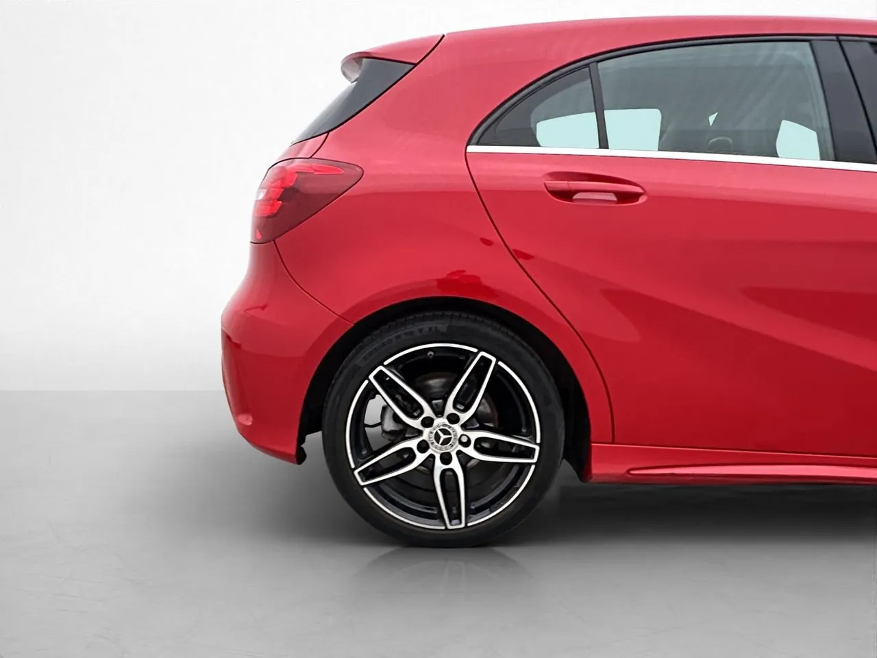 Vehicle image 30