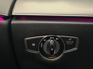 Mercedes E200 bild 15