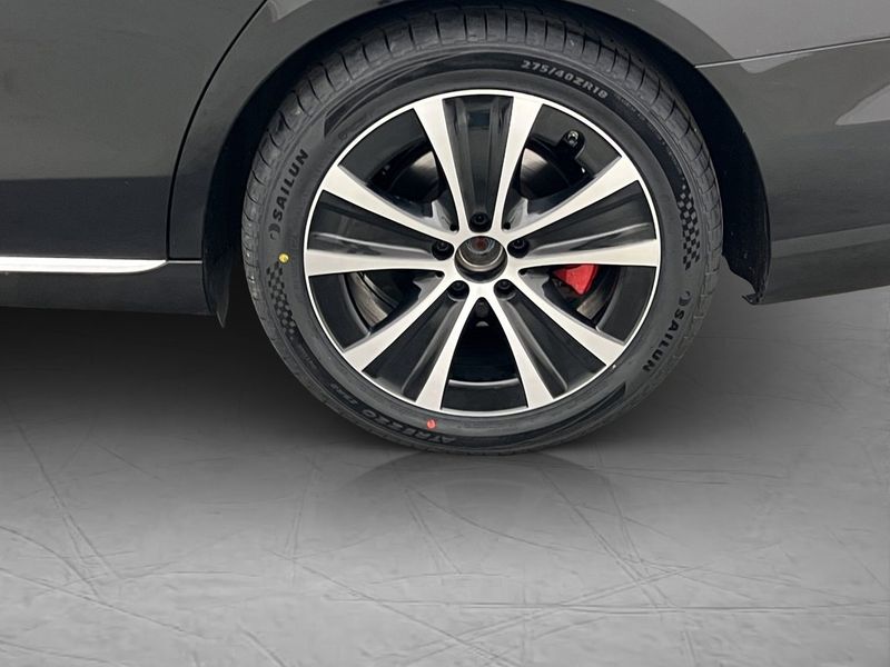 Mercedes E200 bild 32